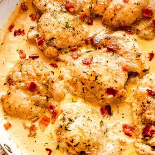 Cheesy chicken thighs with spices