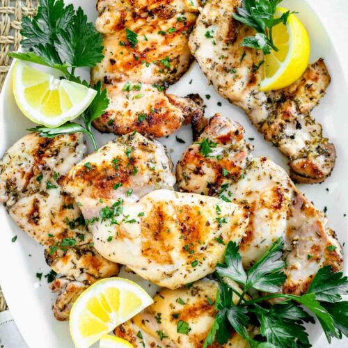 Grilled chicken with lemon and spices